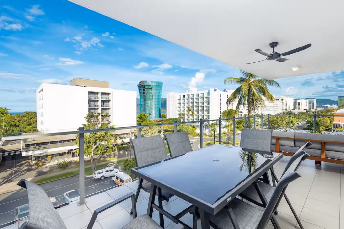 Panorama Apartment Cairns — photo 8