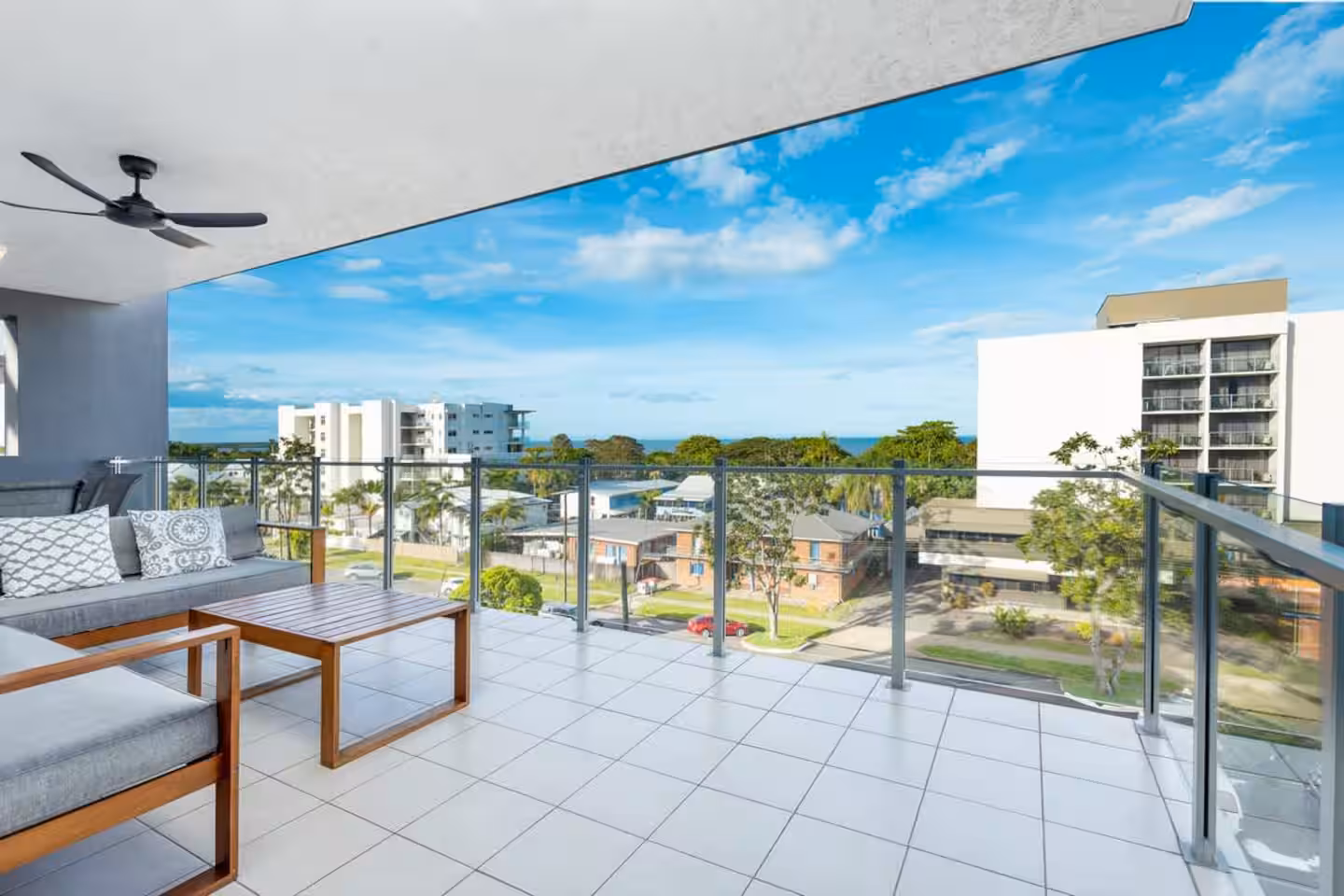 Panorama Apartment Cairns — photo 15